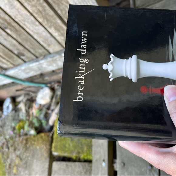 🌷 Breaking Dawn First Edition Hardcover Book By Stephanie Meyer - Picture 15 of 16